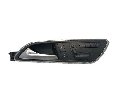 Venstre fortil invendig håndtag MERCEDES-BENZ A-CLASS (W176) A 200 CDI (176.001) (136 hp) 29773506