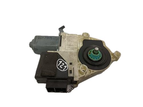 Vindusheismotor høyre foran SEAT CORDOBA (6L2) 1.4 TDI (75 hp) 29773545