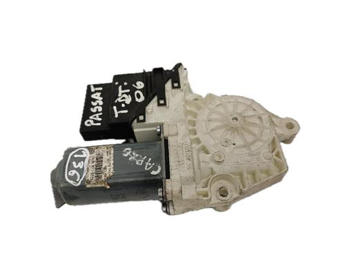 Rudehejsemotor bagstkærm højre VW PASSAT B6 (3C2) 2.0 TDI 16V (140 hp) 29773554