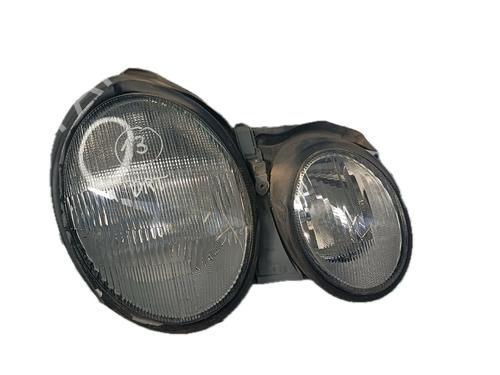 Used Left headlight MERCEDES-BENZ CLK (C208) CLK 200 Kompressor (208.345) (192 hp) 29774329