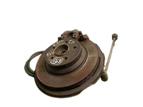 Used Right rear steering knuckle MERCEDES-BENZ E-CLASS (W211) E 320 CDI (211.022) (224 hp) 29774393