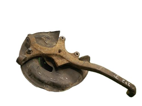 Right front steering knuckle MERCEDES-BENZ C-CLASS (W202) C 180 (202.018) | BP29774492M26