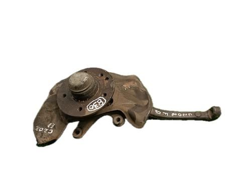 Used Right front steering knuckle MERCEDES-BENZ C-CLASS (W202) C 200 D (202.120) (75 hp) 29774511