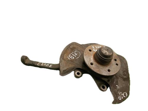 Used Left front steering knuckle MERCEDES-BENZ E-CLASS (W210) E 220 D (75 hp) 29774512