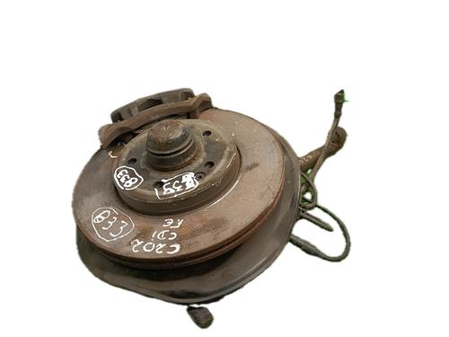 Used Left front steering knuckle MERCEDES-BENZ C-CLASS (W202) C 200 D (202.120) (75 hp) 29774513