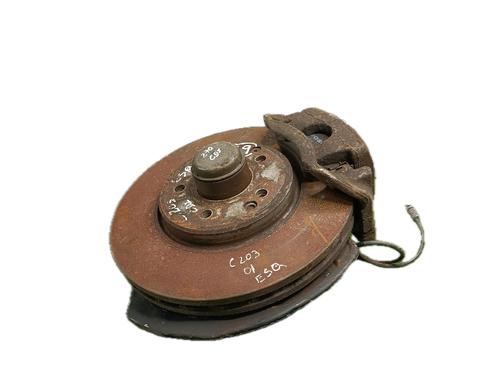 Used Left front steering knuckle MERCEDES-BENZ C-CLASS (W203) C 220 CDI (203.006, 203.008) (143 hp) 29774537