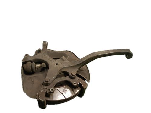 Left front steering knuckle MERCEDES-BENZ E-CLASS (W210) E 200 D (210.003) | BP29774556M25