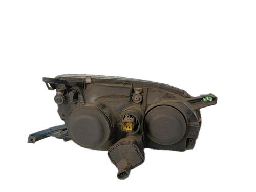 Left headlight TOYOTA AVENSIS Liftback (_T22_) 2.0 VVT-i (AZT220_, AZT220R) | BP29774569C28