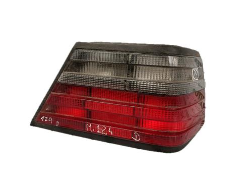Used Right taillight MERCEDES-BENZ 124 Saloon (W124) 200 D (124.120) (72 hp) 29774939