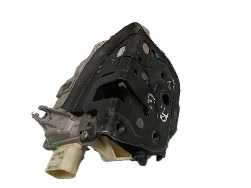 Front right lock AUDI A3 (8P1) 1.6 TDI | BP29775481C97
