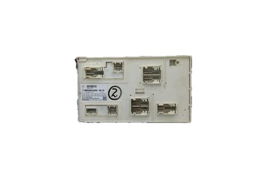 Boîte à Fusibles MERCEDES-BENZ A-CLASS (W176) A 180 CDI (176.000) (109 hp) 29775602