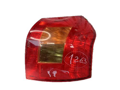 Høyre baklys TOYOTA COROLLA (_E12_) 2.0 D-4D (CDE120_, CDE120R) (90 hp) 29776658