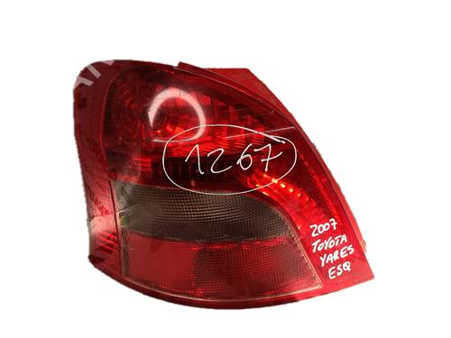 Venstre baglygte TOYOTA YARIS (_P9_) 1.4 D-4D (NLP90_, NLP90R) (90 hp) 29776660