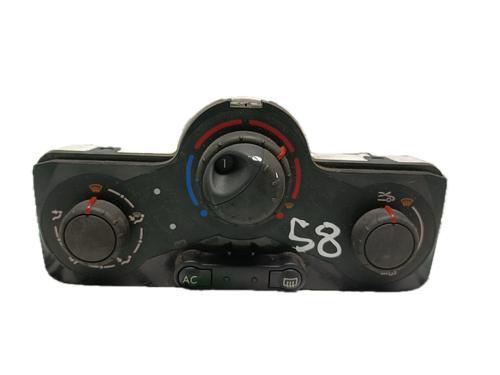 Used Climate control RENAULT CLIO III (BR0/1, CR0/1) 1.5 dCi (64 hp) 29776722