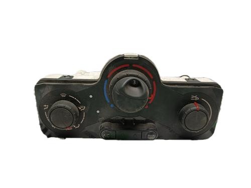 Used Climate control RENAULT CLIO III (BR0/1, CR0/1) 1.5 dCi (64 hp) 29776768