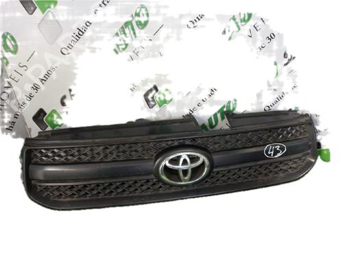 Grill TOYOTA RAV 4 II (_A2_) 2.0 D 4WD (CLA20_, CLA21_, CLA20R, CLA21R) (116 hp) 29776921
