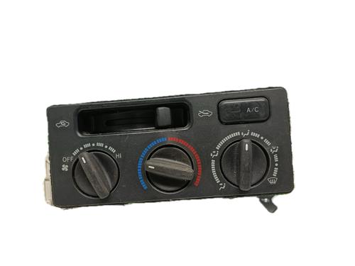 Used Climate control TOYOTA AVENSIS (_T22_) 2.0 D-4D (CDT220) (116 hp) 29777059