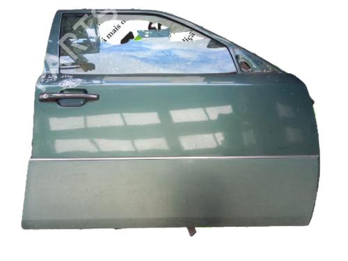 Porta frente direita MERCEDES-BENZ E-CLASS (W124) E 200 D (124.120) (75 hp) 29777064