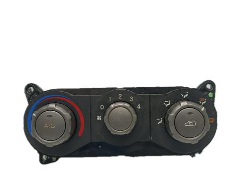 AC-Styringsenhed/Manøvreenhed HYUNDAI MATRIX (FC) 1.6 (103 hp) 29777145