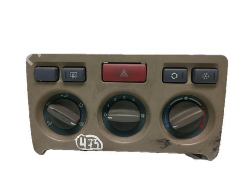 Used Climate control LAND ROVER FREELANDER 2 (L359) 2.2 TD4 4x4 (152 hp) 29778212