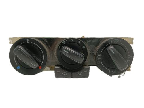 AC-Styringsenhed/Manøvreenhed VW POLO V (6R1, 6C1) 1.2 TDI (75 hp) 29778213