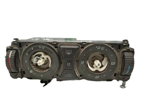 AC Styreenhet / Manøvreringsenhet MERCEDES-BENZ E-CLASS (W210) E 220 CDI (210.006) (125 hp) 29778326