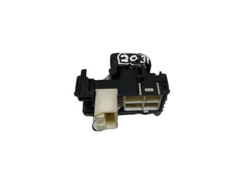 Used Right front window switch TOYOTA YARIS (_P9_) 1.33 VVT-i (NSP90_, NSP90R) (99 hp) 29778450