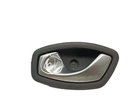 Venstre foran invendig håndtak RENAULT MEGANE III Hatchback (BZ0/1_, B3_) 1.5 dCi (106 hp) 29778460