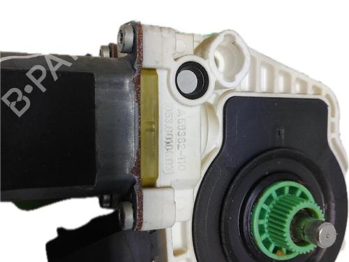 Right front window motor MERCEDES-BENZ CLA Coupe (C117) CLA 200 CDI (117.301) | BP29779132E20 