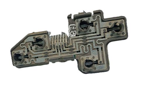 Used Lamp holder OPEL CORSA B (S93) [1993-2009]  29779212