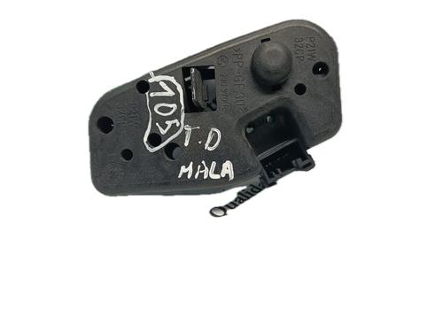 Used Lamp holder BMW 3 (E46) 318 d (116 hp) 29779223