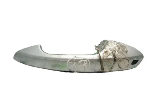 Used Front left exterior door handle MERCEDES-BENZ C-CLASS (W204) C 200 CDI (204.001) (136 hp) 29779272