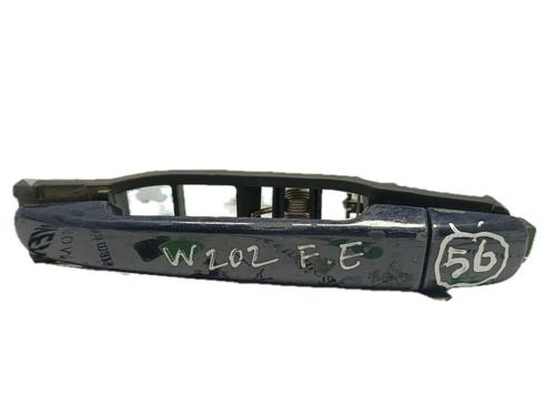 Used Front left exterior door handle MERCEDES-BENZ C-CLASS (W202) C 200 CDI (202.134) (102 hp) 29779335