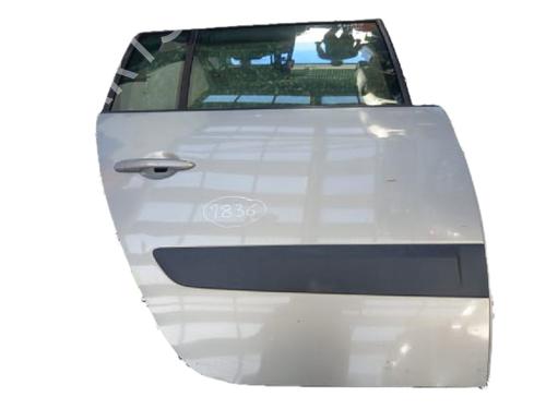 Used Right rear door RENAULT ESPACE IV (JK0/1_) 1.9 dCi (JK0U) (116 hp) 29779594