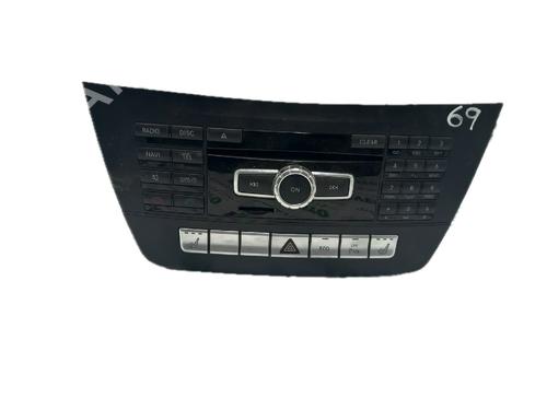 Used Radio MERCEDES-BENZ C-CLASS (W204) C 200 CDI (204.001) (136 hp) 29779679