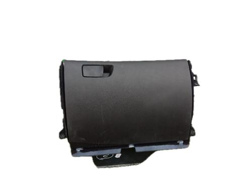 Używane Schowek pasażera RENAULT MEGANE IV Hatchback (B9A/M/N_) 1.5 dCi 110 (B9A3) (110 hp) 29779809