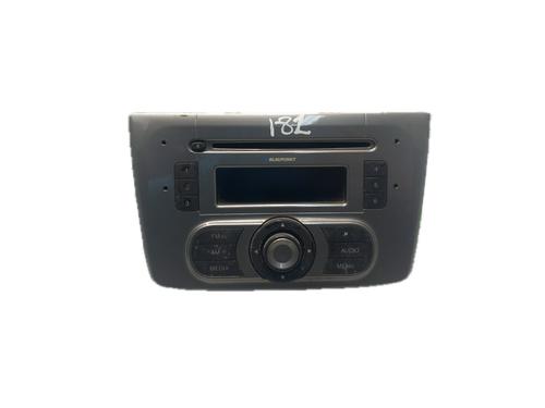Radio ALFA ROMEO MITO (955_) 1.3 MultiJet (955AXH1B, 955AXT1A) (90 hp) 29779827
