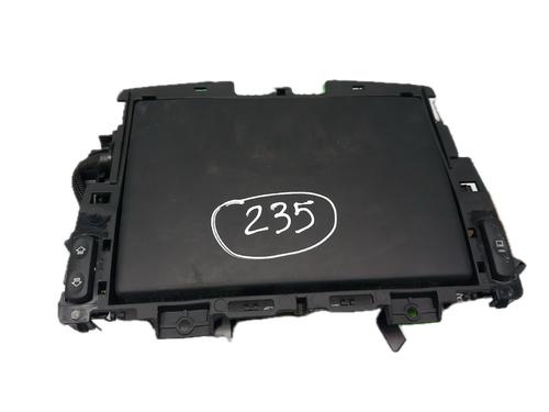 Used Radio PEUGEOT 5008 (0U_, 0E_) 1.6 HDi (112 hp) 29780125
