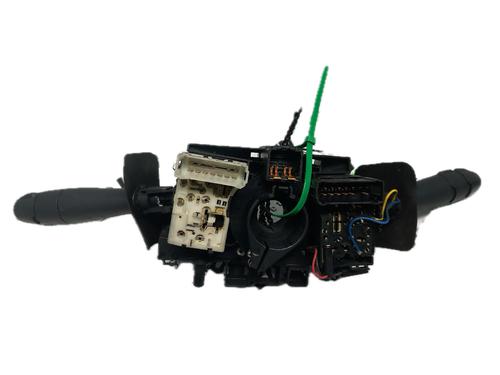 Used Steering column stalk RENAULT CLIO II (BB_, CB_) 1.5 dCi (100 hp) 29780421