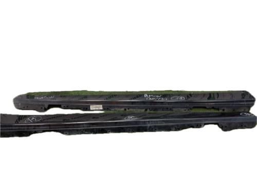 Używane Próg prawy BMW 3 (F30, F80) 318 d (150 hp) 29780498