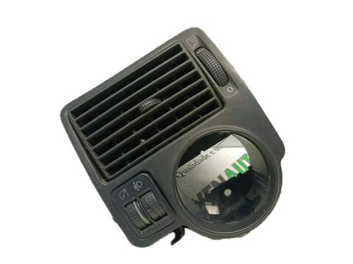 Luchtrooster VW GOLF IV (1J1) 1.9 TDI (90 hp) 29780745