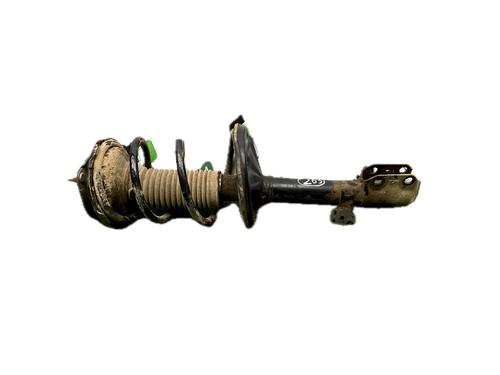 Left front shock absorber TOYOTA RAV 4 II (_A2_) 2.0 4WD (ACA21, ACA20) | BP29781208M16