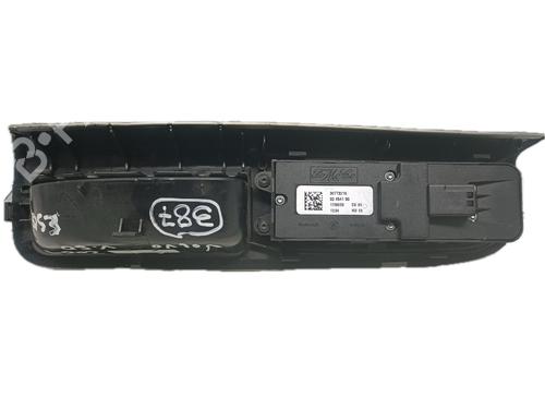 Used Left front window switch VOLVO V50 (545) 1.6 D (109 hp) 29781260