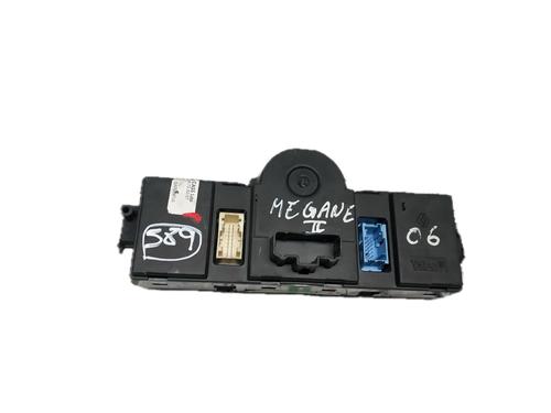 Airco bedieningspaneel RENAULT MEGANE II (BM0/1_, CM0/1_) 1.5 dCi (BM16, CM16) (103 hp) 29781624