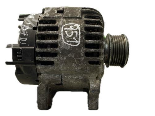 Used Alternator VW TOURAN (1T1, 1T2) 2.0 TDI (136 hp) 29782179