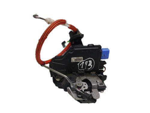 Used Front right lock AUDI A3 (8P1) 1.6 TDI (90 hp) 29782236