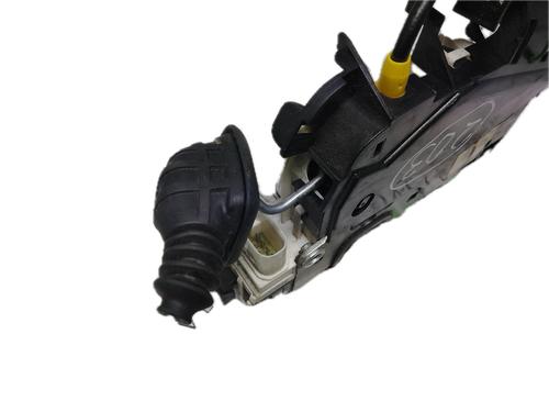 Front left lock MERCEDES-BENZ C-CLASS (W204) C 200 CDI (204.001) | BP29782244C98 