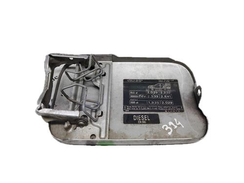 Klapa wlewu paliwa MERCEDES-BENZ E-CLASS (W210) E 220 CDI (210.006) | BP29782776C131