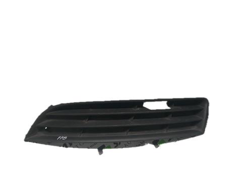 Used Grille VW PASSAT B6 (3C2) 1.6 TDI (105 hp) 29784251