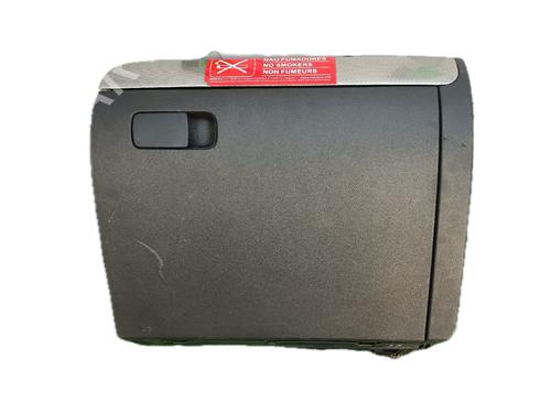 Used Glove box VW JETTA IV (162, 163, AV3, AV2) 2.0 TDI (140 hp) 29784811